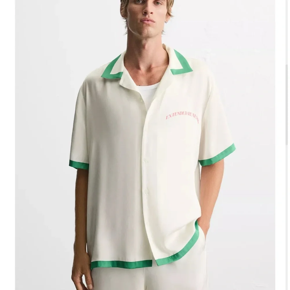 Satin shirt and shorts contrast stripe. Set- Size XL. Cream and Green color - Picture 4 of 13